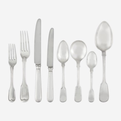 Lot 80 - An Assembled English Sterling Silver Seven-Piece Flatware Service for Twelve