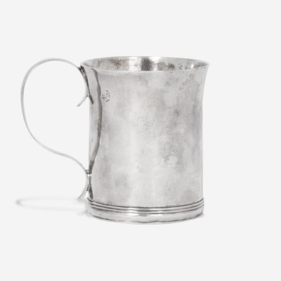 Lot 36 - A silver cup