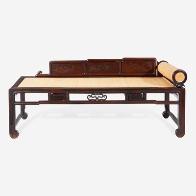 Lot 61 - A Chinese carved hardwood day bed 硬木沙发床一张