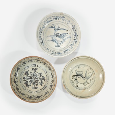 Lot 20 - Three Vietnamese underglaze blue-decorated dishes