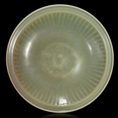 Lot 10 - A Chinese Longquan celadon large dish