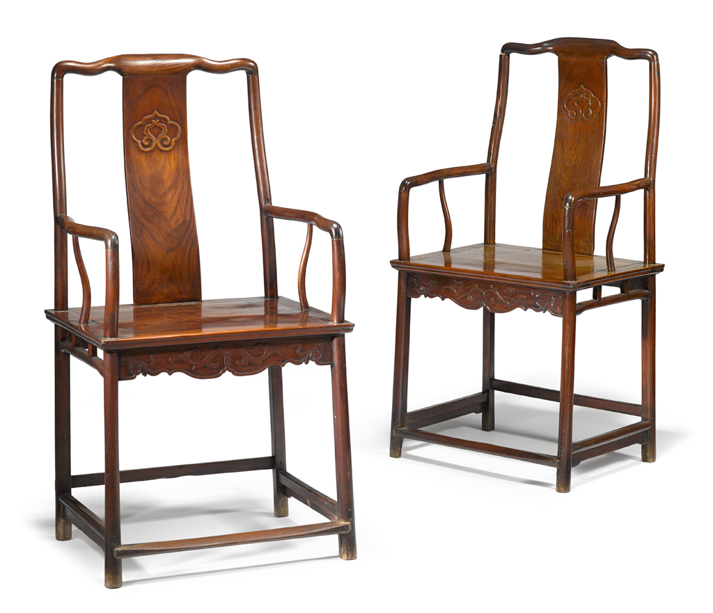 Lot 202 - Fine pair of Chinese huanghuali armchairs